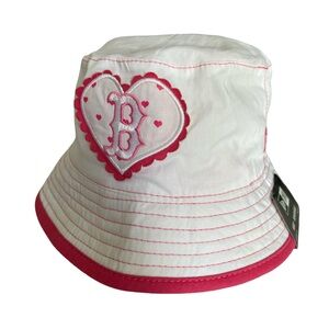 NWT Boston Red Socks Switch Up Hearts Infant Bucket Hat